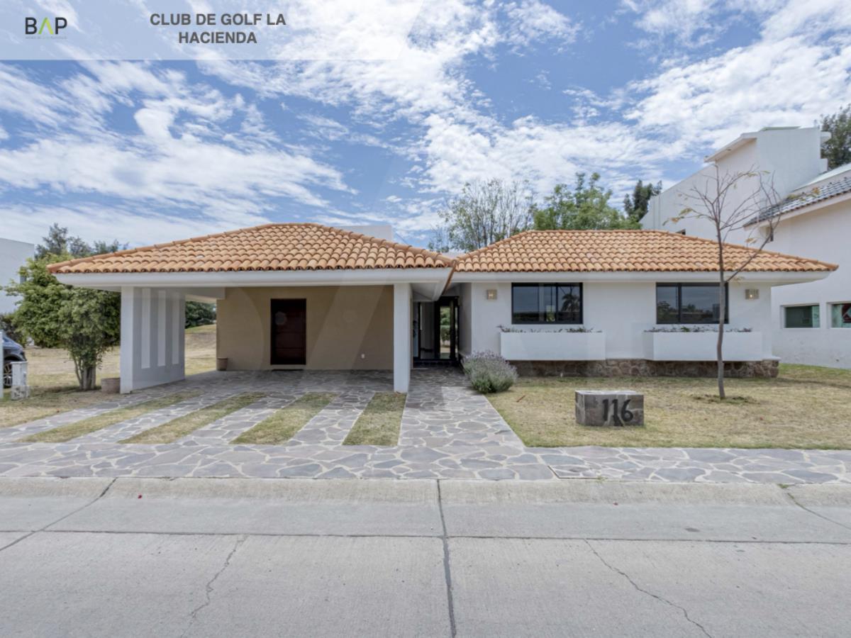 Casa en venta en La Hacienda de León Residencial y Golf, León — foto 1 de 10