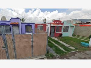 Casa en venta en Hacienda los Eucaliptos, Tlajomulco de Zúñiga — foto 3 de 9