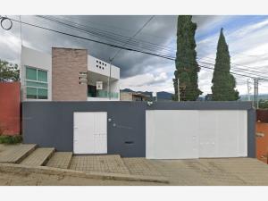 Casa en remate en Guadalupe Victoria, Oaxaca de Juárez, Oaxaca