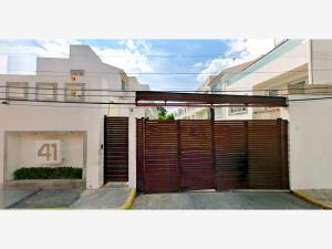 Casa en Granjas Coapa, Tlalpan, Ciudad de México