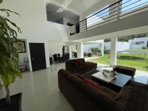 Casa en venta en Lomas de Atzingo, Cuernavaca — foto 3 de 14