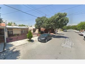 Casa en venta en Magisterio Sección 38, Saltillo — foto 2 de 8