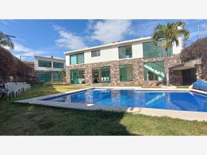 Casa en Lomas de Cortes, Cuernavaca, Morelos