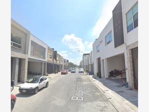 Casa en venta en Cima del Bosque, Monterrey — foto 2 de 5