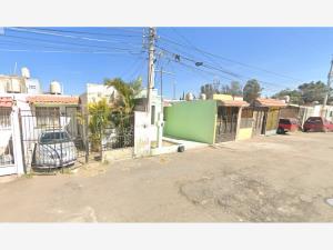 Casa en venta en Hacienda los Eucaliptos, Tlajomulco de Zúñiga — foto 2 de 11