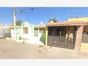 Casa en venta en Hacienda los Eucaliptos, Tlajomulco de Zúñiga — foto 3 de 11