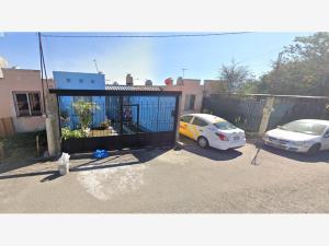 Casa en venta en Hacienda los Eucaliptos, Tlajomulco de Zúñiga — foto 2 de 9
