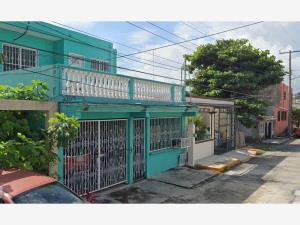 Casa en Punta Ikal, Benito Juárez, Quintana Roo