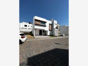 Casa en venta en Lomas de Angelópolis II, San Andrés Cholula, Puebla Casa en venta en Lomas de Angelópolis II, San Andrés Cholula, Puebla