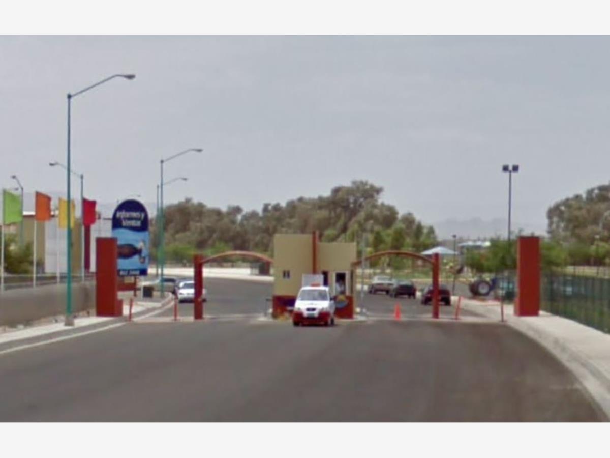 Casa en venta en Lago del Sol Residencial, Mexicali — foto 1 de 6