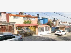 Casa en venta en Viveros de la Loma, Tlalnepantla de Baz — foto 3 de 10