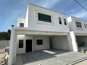 Casa en venta en Hacienda San Rafael, Saltillo — foto 2 de 34