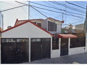 Casa en Las Plazas, Querétaro, Querétaro
