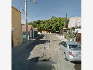 Casa en venta en Valle Residencial los Girasoles, Celaya — foto 3 de 19