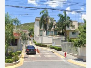 Casa en venta en Haciendas de la Sierra, San Pedro Garza García — foto 2 de 5