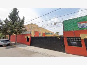 Casa en venta en Santa Isabel Tola, Gustavo A. Madero — foto 3 de 6