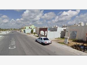 Casa en venta en Playa del Carmen Centro, Playa del Carmen — foto 2 de 12