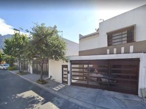 Casa en venta en Cumbres Madeira, Monterrey — foto 2 de 6