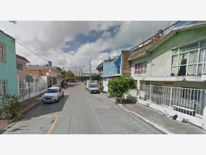 Casa en venta en La Carmona, León — foto 3 de 8