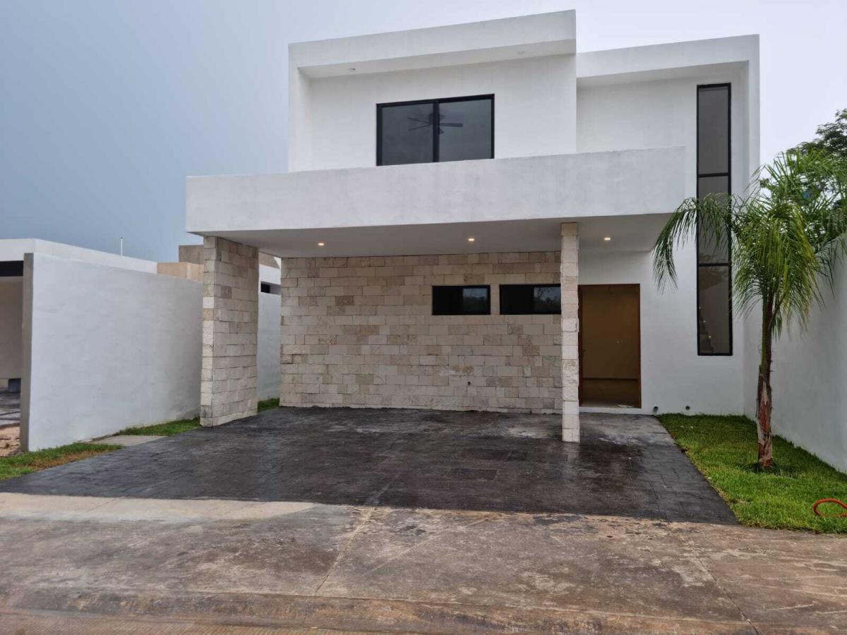 Casa en venta en Tamanche, Mérida — foto 1 de 36