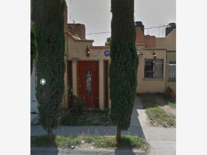 Casa en venta en Los Murales, León — foto 2 de 9
