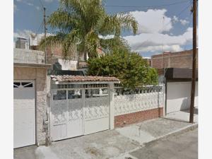 Casa en venta en Zona de Oro, Celaya, Guanajuato