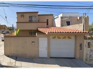 Casa en Playas de Tijuana Sección Costa Azul, Tijuana, Baja California