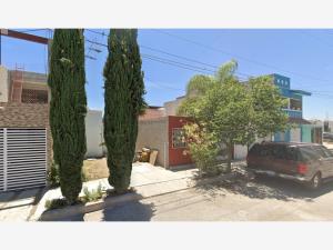 Casa en venta en Paseos de la Providencia, San Francisco de los Romo — foto 3 de 11