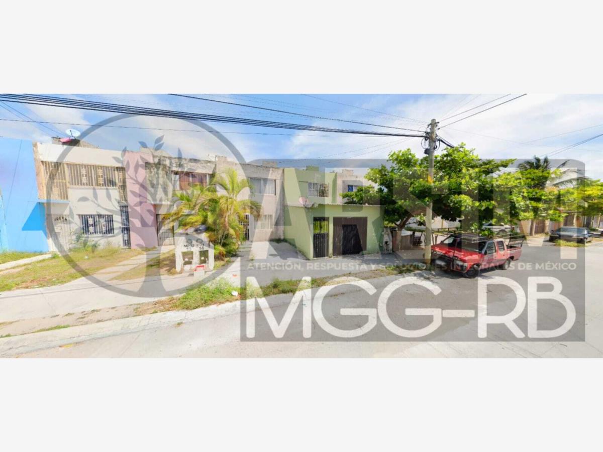 Casa en venta en Galaxia del Sol, Benito Juárez — foto 1 de 43