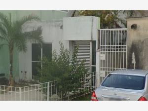 Casa en venta en Mision del Carmen, Playa del Carmen — foto 3 de 5