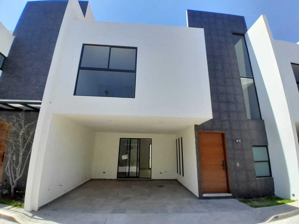 Casa en venta en San Bernardino Tlaxcalancingo, San Andrés Cholula — foto 1 de 26