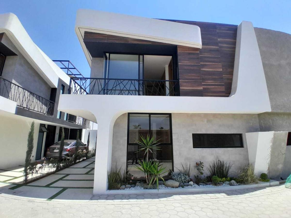 Casa en venta en Momoxpan, San Pedro Cholula — foto 1 de 33