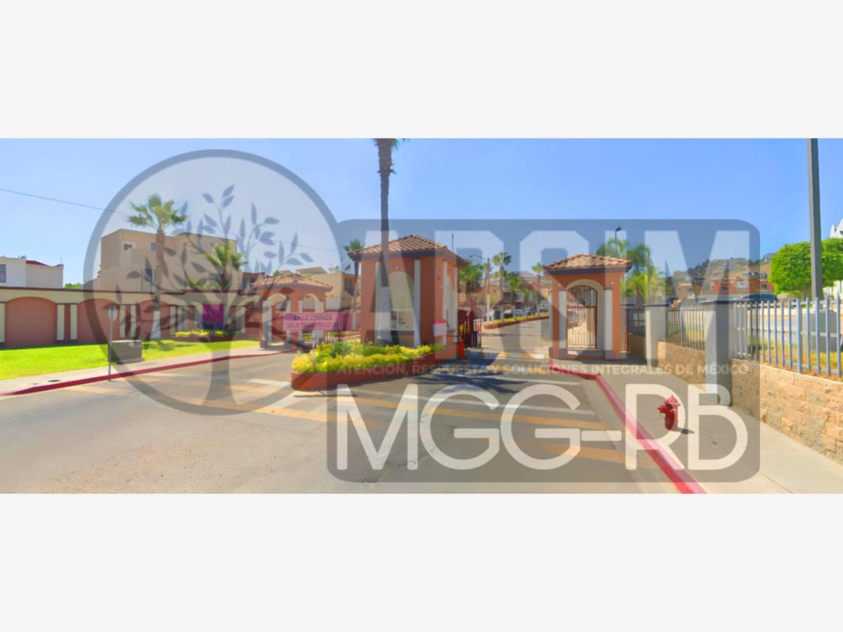 Casa en venta en Maurilio Magallon, Tijuana — foto 1 de 45