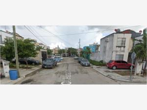 Casa en venta en Fraccionamiento Galaxia Altamar, Benito Juárez — foto 2 de 4