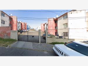 Departamento en Lomas de Coacalco 2a. Sección (Bosques), Coacalco de Berriozábal, México