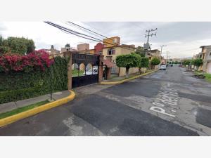 Casa en venta en San Buenaventura, Ixtapaluca — foto 2 de 4