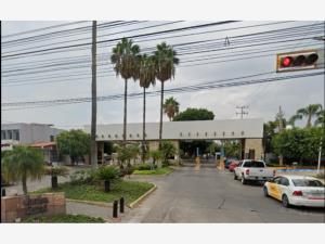 Casa en venta en Jardín Real, Zapopan — foto 2 de 5