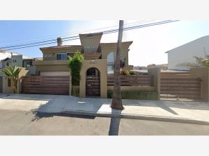 Casa en venta en Playas de Tijuana Sección Costa de Oro, Tijuana — foto 2 de 6