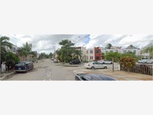Casa en venta en Fraccionamiento Galaxia Altamar, Benito Juárez — foto 3 de 4