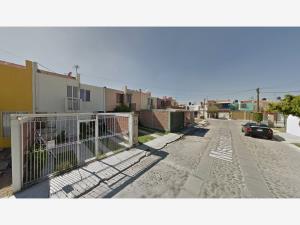 Casa en venta en La Mision, Celaya — foto 3 de 13