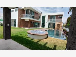 Casa en venta en Lomas de Cocoyoc, Atlatlahucan — foto 2 de 23