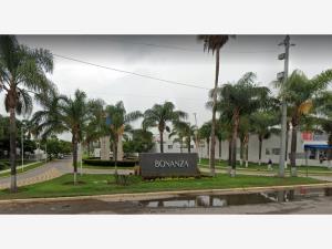 Casa en Bonanza Residencial, Tlajomulco de Zúñiga, Jalisco