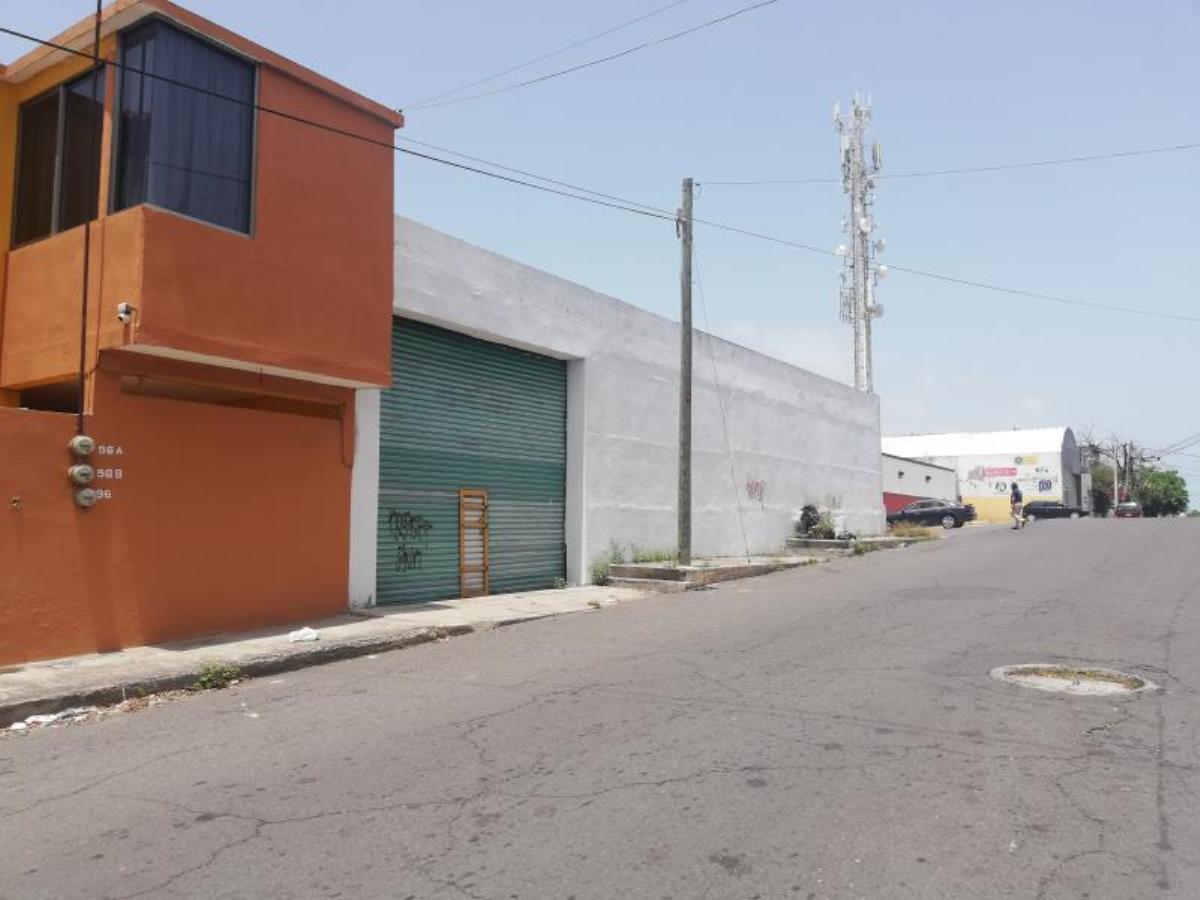 Bodega en renta en Ejido Primero de Mayo Sur, Boca del Río — foto 1 de 18