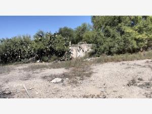 Terreno en venta en La Hibernia, Saltillo — foto 2 de 3