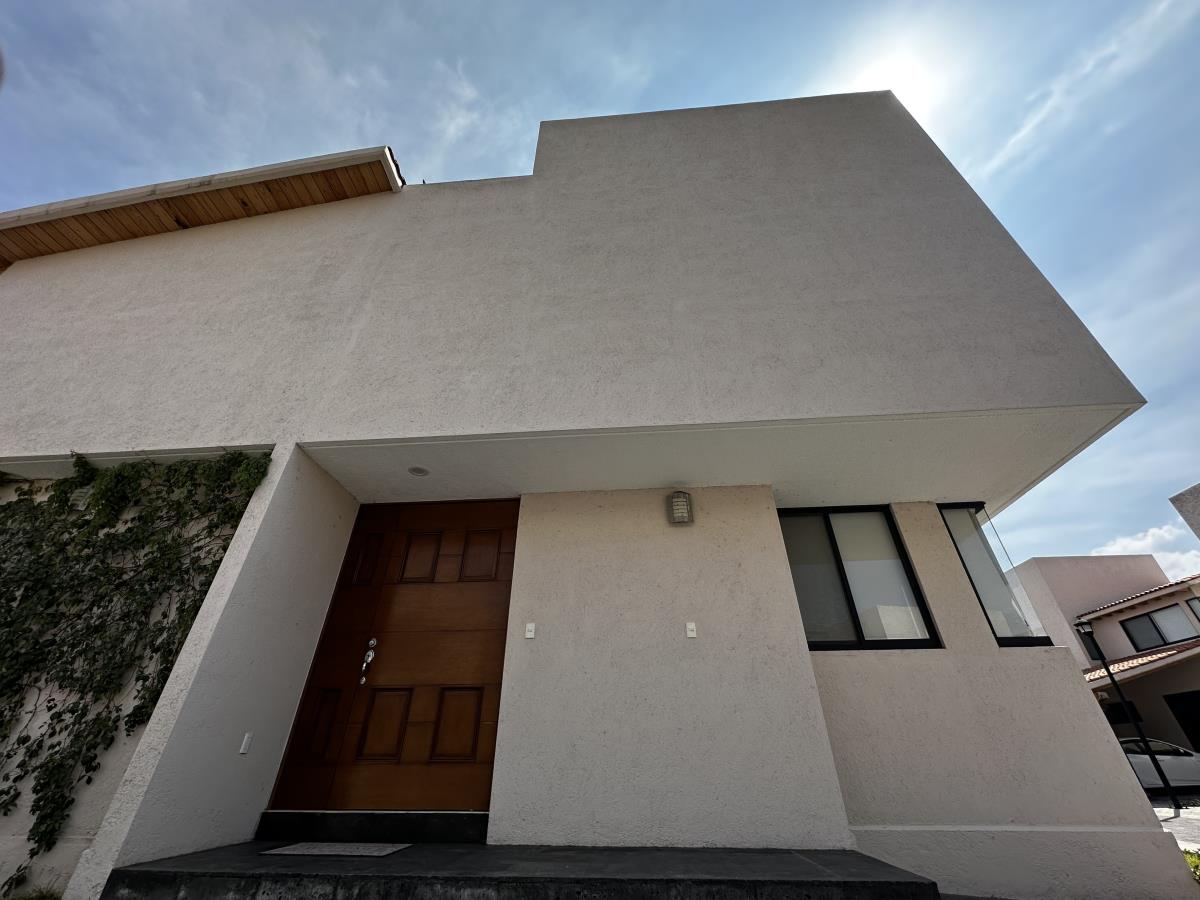 Casa en renta en Balvanera Polo y Country Club, Corregidora — foto 1 de 23