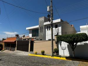 Casa en venta en Burgos Bugambilias, Temixco — foto 2 de 7