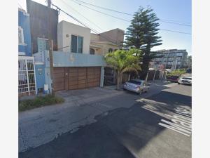 Casa en venta en Rinconada de los Novelistas, Zapopan — foto 3 de 9