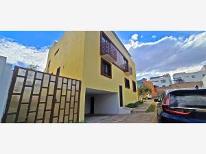 Casa en venta en Valle Imperial, Zapopan — foto 2 de 39