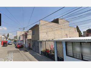 Casa en Villa de las Flores 1a Sección (Unidad Coacalco), Coacalco de Berriozábal, México