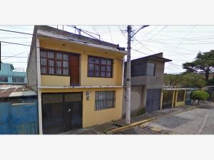 Casa en venta en Villa de las Flores 1a Sección (Unidad Coacalco), Coacalco de Berriozábal — foto 3 de 11